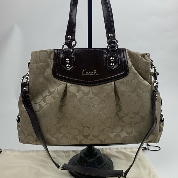 Coach Signature C Classic Fabric patent leather Shoulder Crossbody Bag Tan Brown - Picture 1 of 16